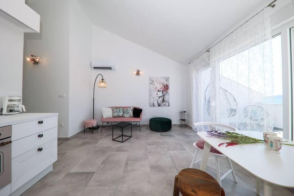 Apartament Fiorino *